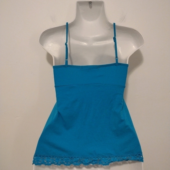 Planet Gold - Spaghetti Straps Padded Crop Top - Picture 6 of 10